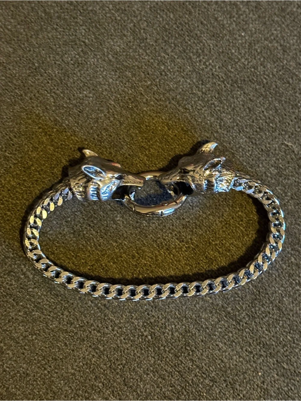 Men's Stainless Steel double Wolf Head Chain Bracelet - Bold Statement Jewelry